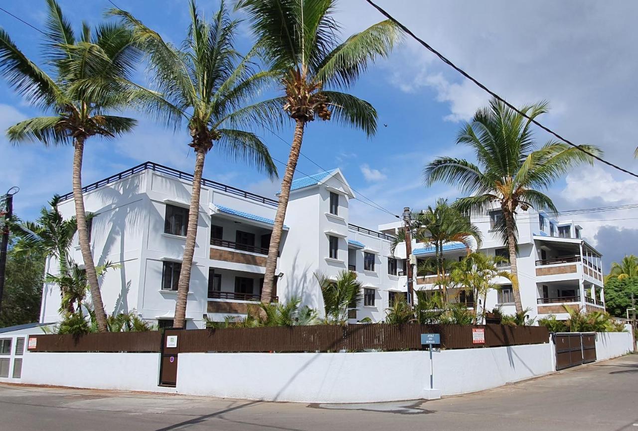 Les Cerisiers - Exclusive Beach Residence - 3 Bedroom Modern Apartment, Flic En Flac Ngoại thất bức ảnh