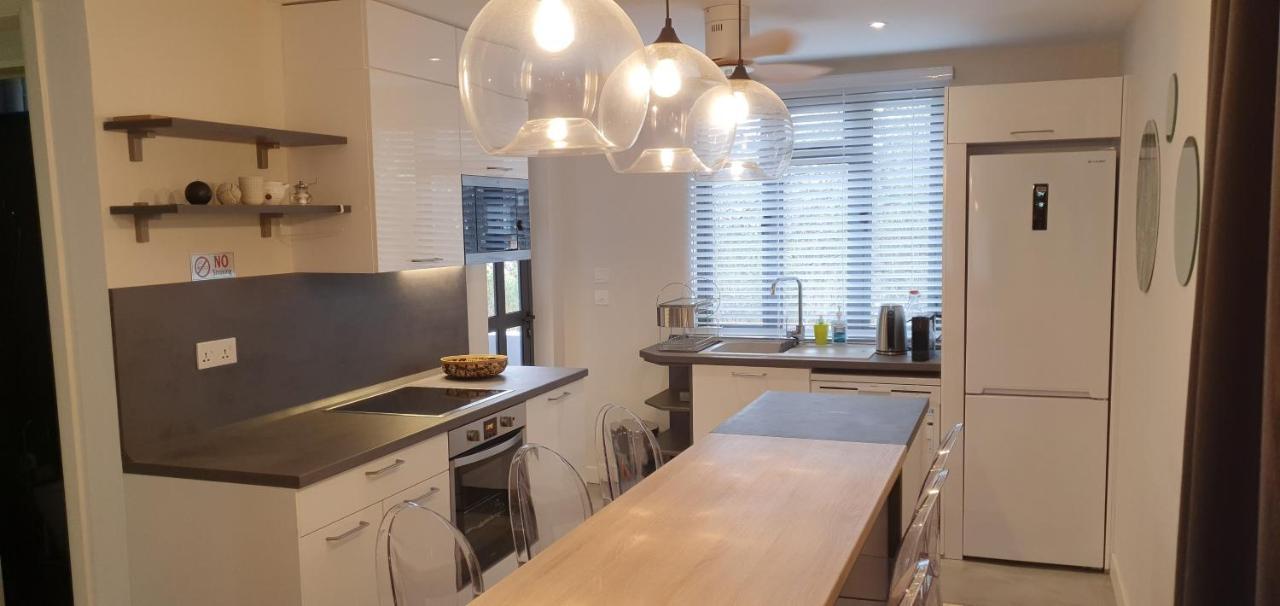 Les Cerisiers - Exclusive Beach Residence - 3 Bedroom Modern Apartment, Flic En Flac Ngoại thất bức ảnh